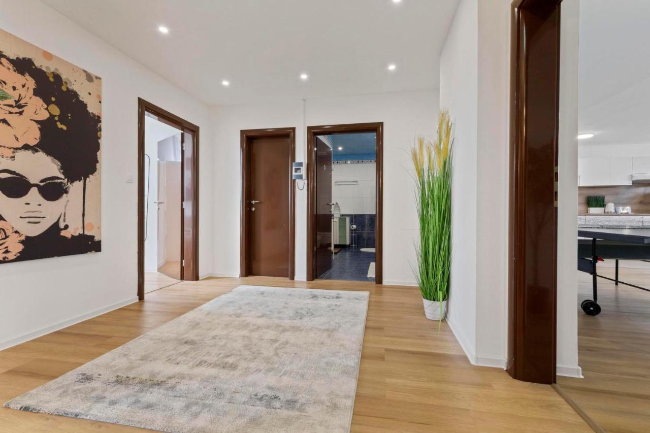 Family Hub In Centre Apartment Братислава Екстериор снимка