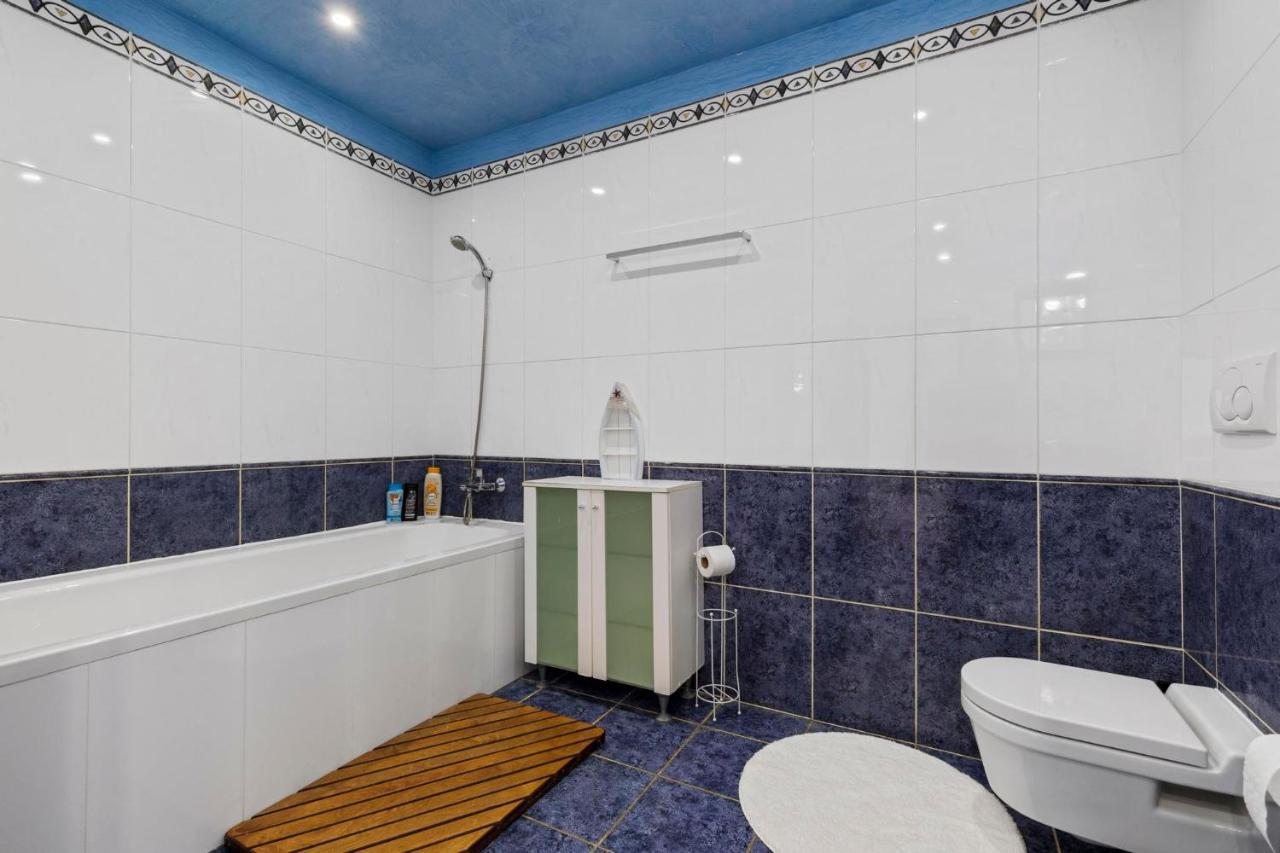 Family Hub In Centre Apartment Братислава Екстериор снимка