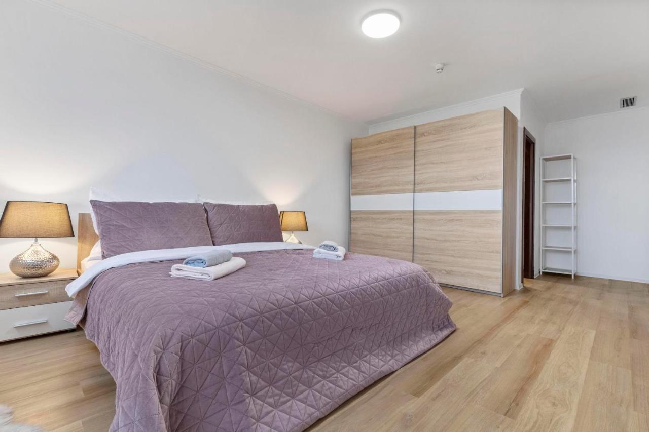 Family Hub In Centre Apartment Братислава Екстериор снимка